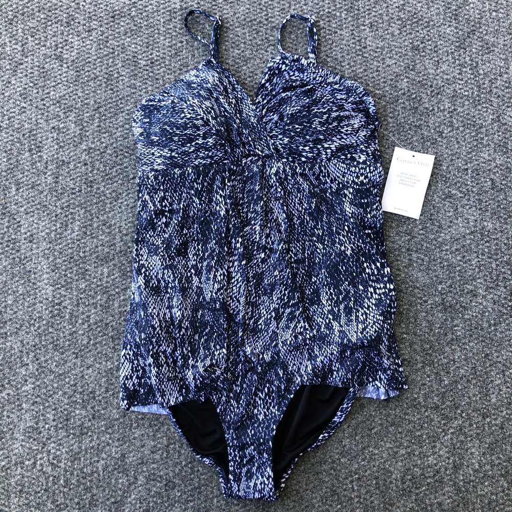 Garnet Hill one piece flyaway overlay swimsuit size 8